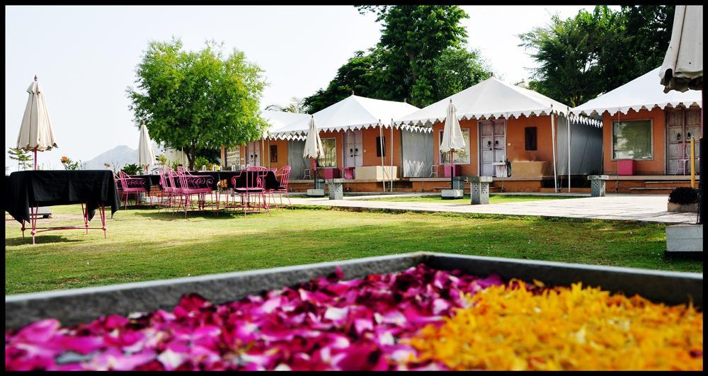 Hotel Raasleela Luxury Camp Udaipur Exterior foto